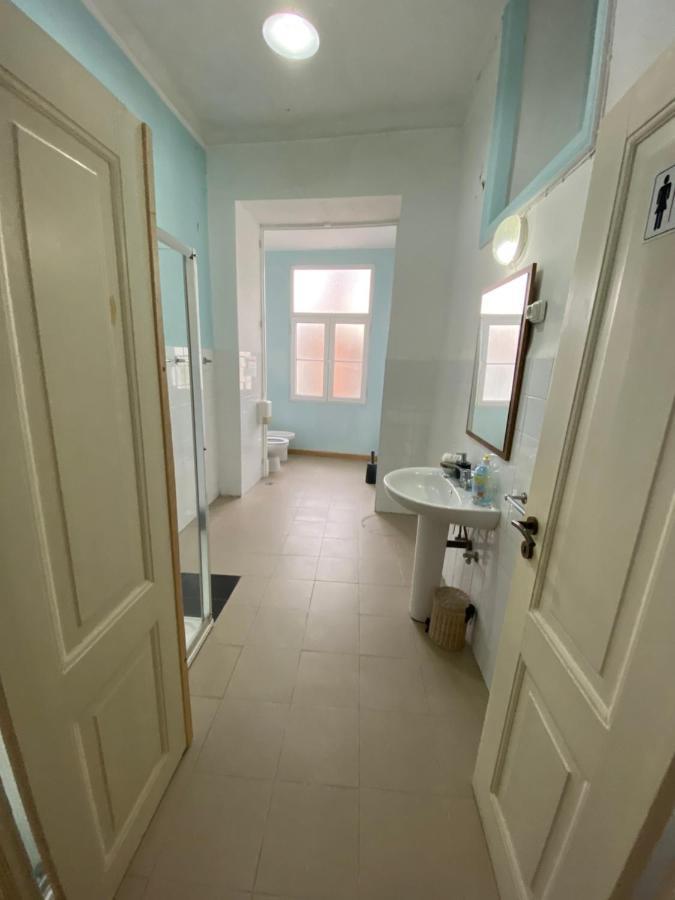 Nature Chiado 2- Cozy Little Double Room With Shared Bathroom Lisboa Εξωτερικό φωτογραφία